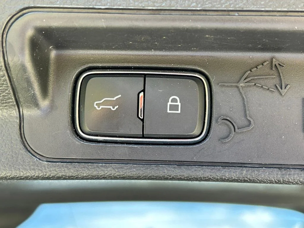 Used 2020 Silver Spruce Metallic Ford XLT image 51