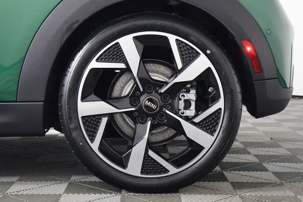 New 2026 British Racing Green MINI Iconic image 10