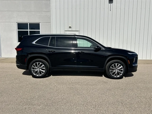 Used 2025 BLACK BUICK Preferred image 4