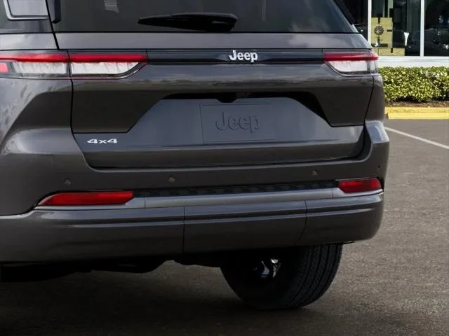 New 2026 Baltic Gray Metallic Clear-Coat Exterior Paint Jeep Limited image 71