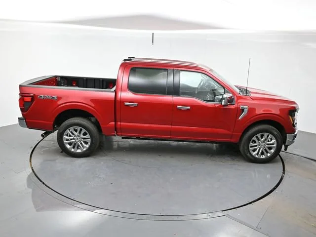 Used 2024 Rapid Red Met Tinted Cc Ford XLT image 37