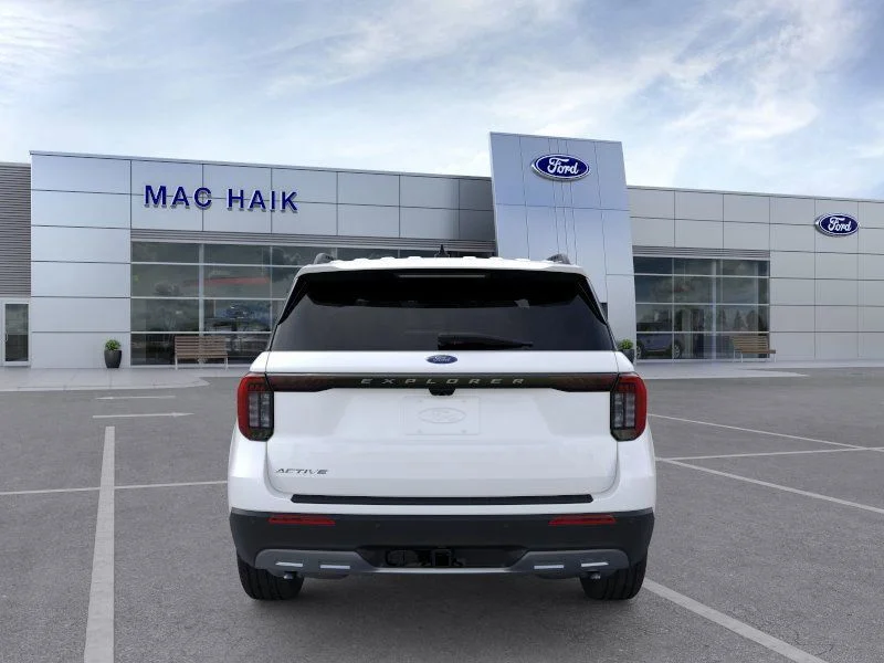New 2026 Star White Metallic Tri-Coat Ford Active image 5
