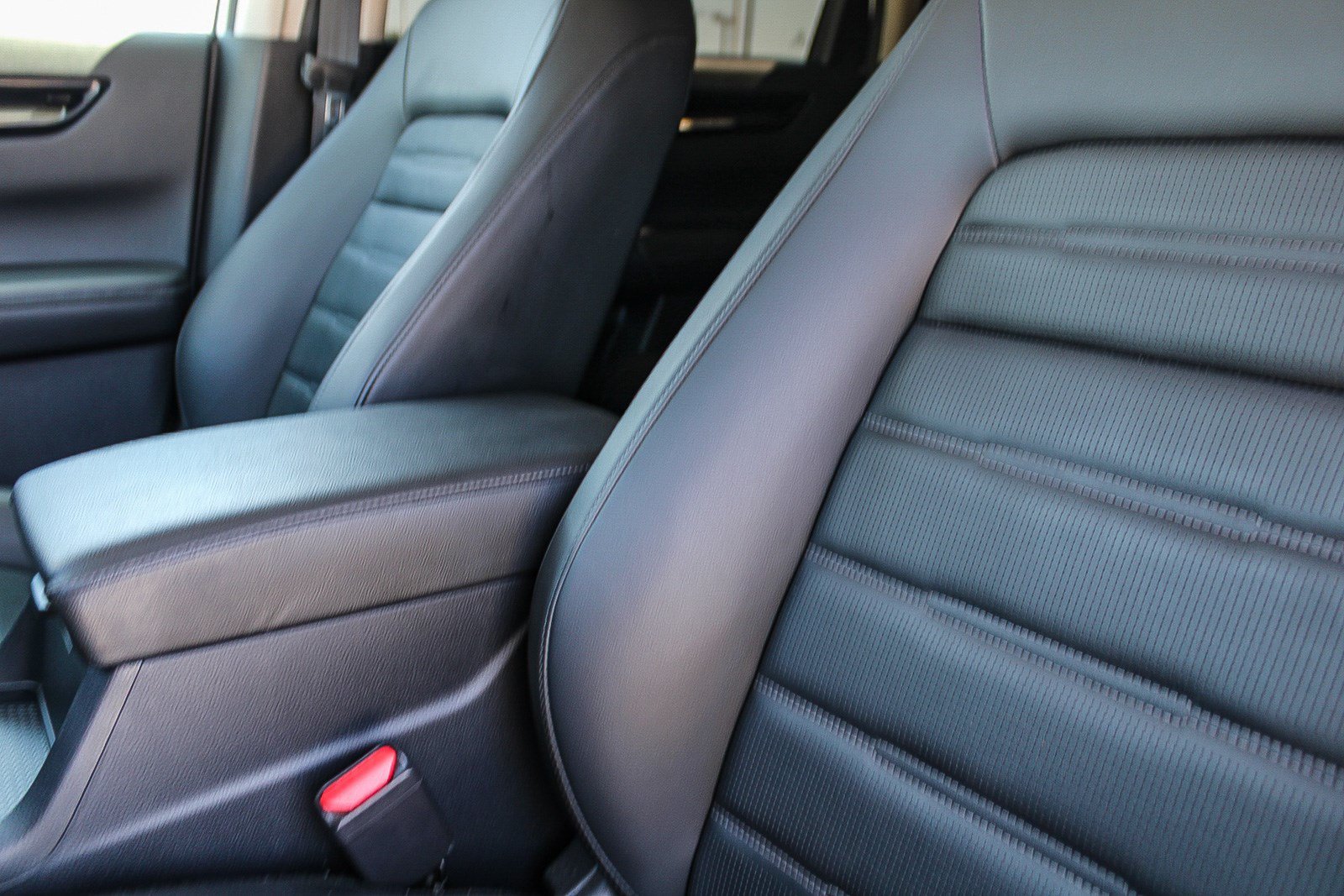 2025 Honda CR-V EX-L - Photo 23