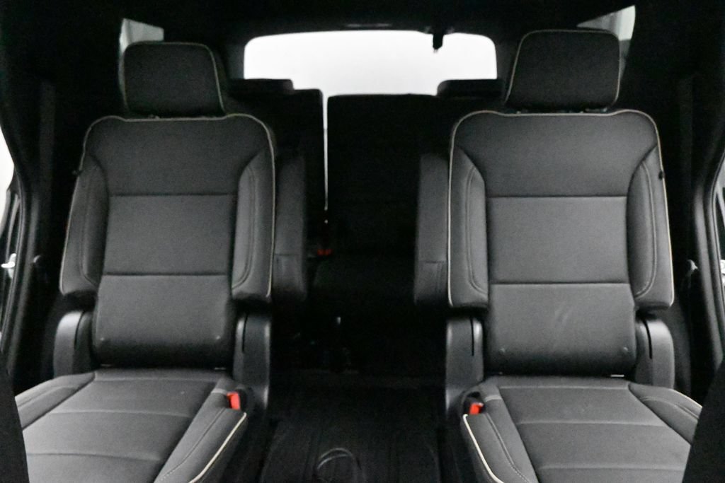 New 2026 Onyx Black GMC Elevation image 17