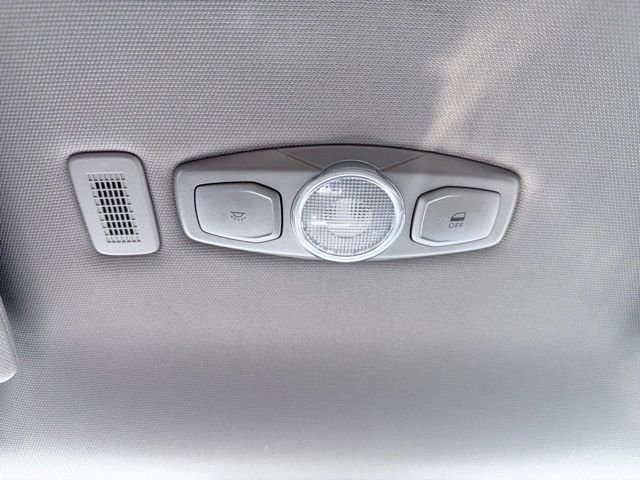 Used 2020 Silver Ford XL image 24