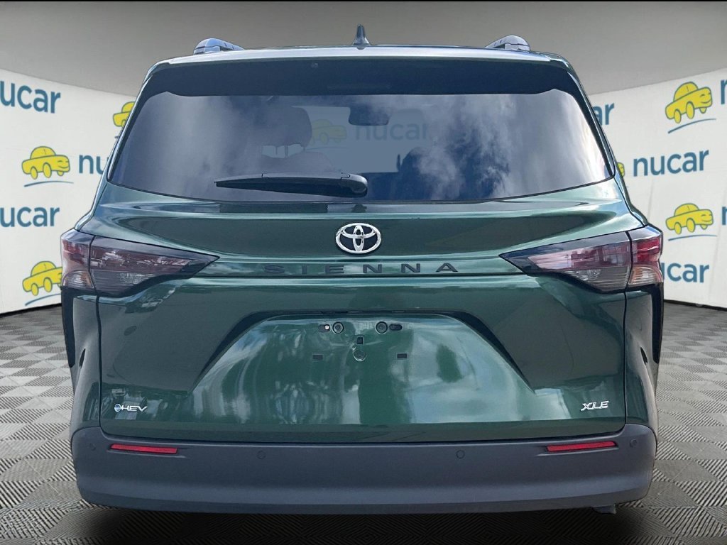 Used 2026  Toyota XLE image 3
