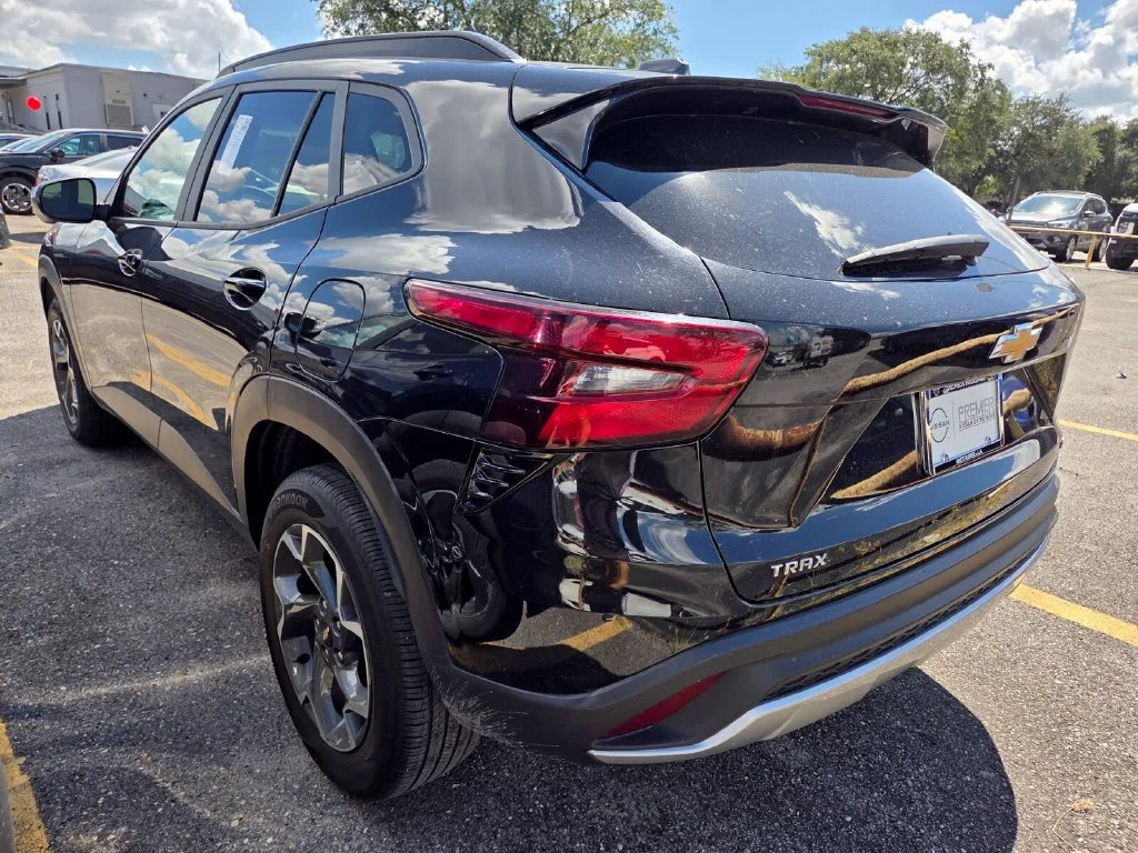 Used 2024 Black Chevrolet LT image 6
