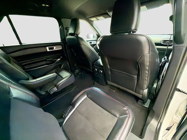 Used 2023 White Metallic Ford ST-Line image 29