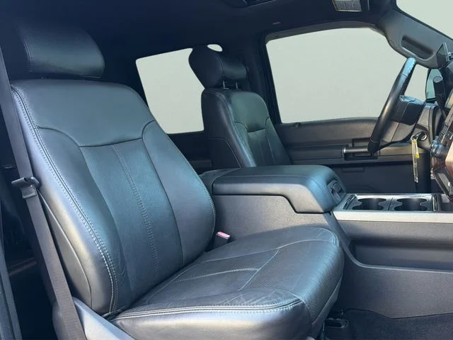 Used 2012 Black Ford Lariat image 20