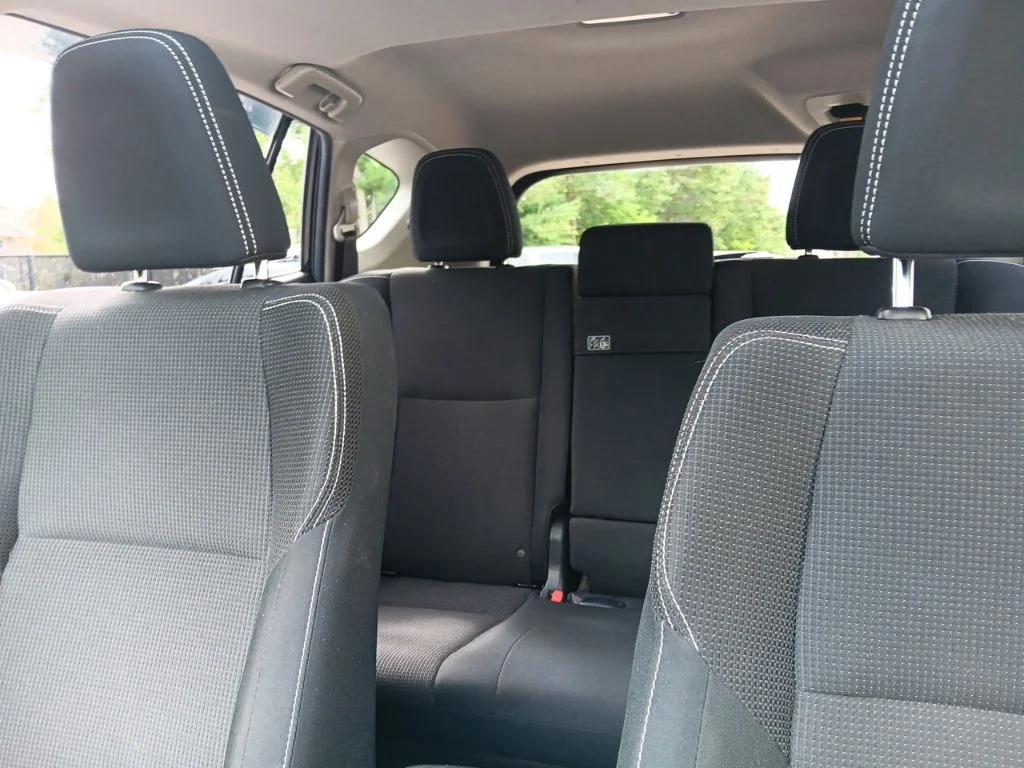 Used 2018 Galactic Aqua Mica Toyota XLE image 26