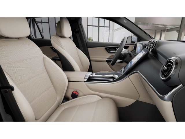 New 2027 Polar White Mercedes-Benz GLC 300 image 5