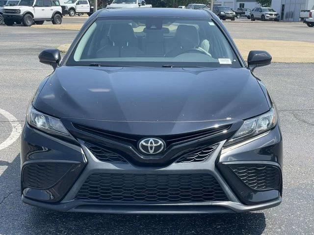 Used 2021 Black Toyota SE image 6