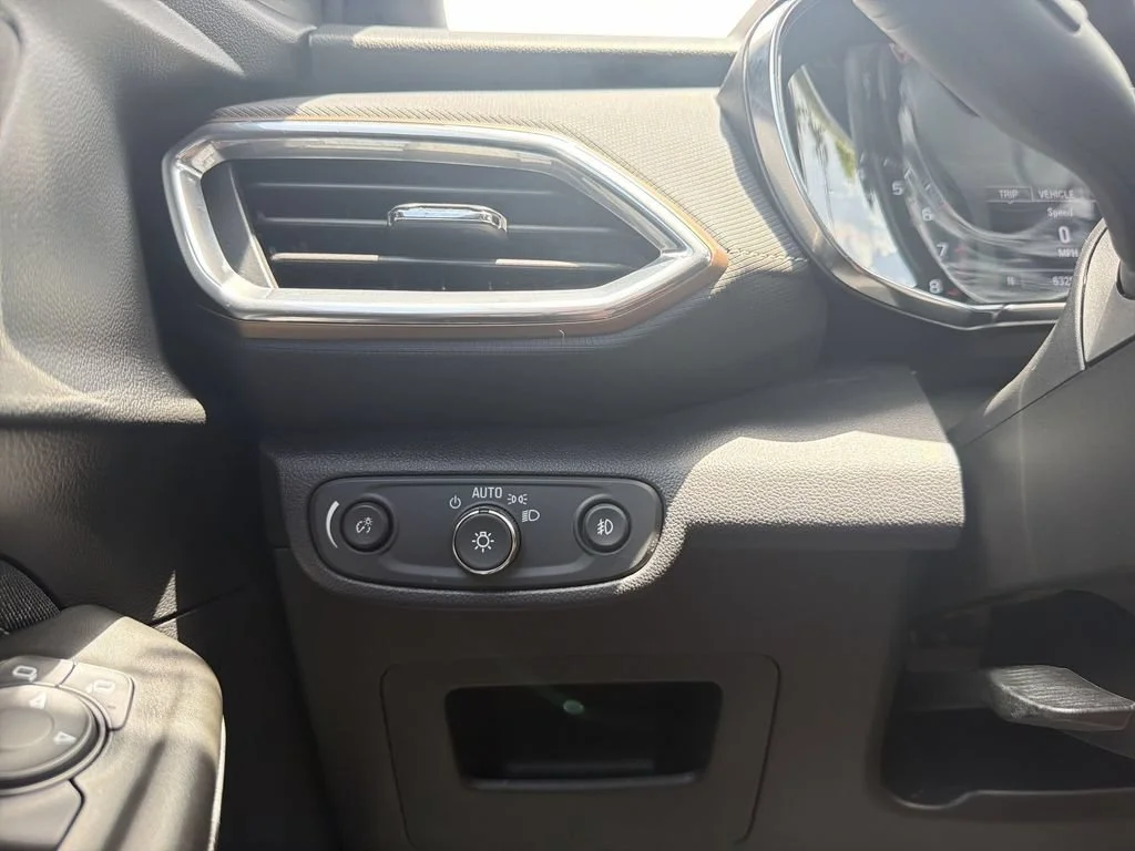 Used 2022 Blue Glow Metallic Chevrolet ACTIV image 24
