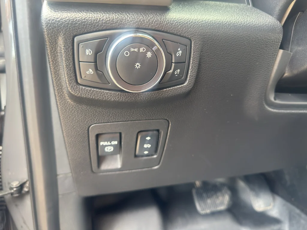 Used 2018 Lead Foot Ford LARIAT image 23