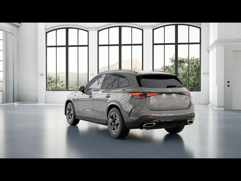 New 2026 Manufaktur Alpine Grey Mercedes-Benz GLC 300 4MATIC® image 23