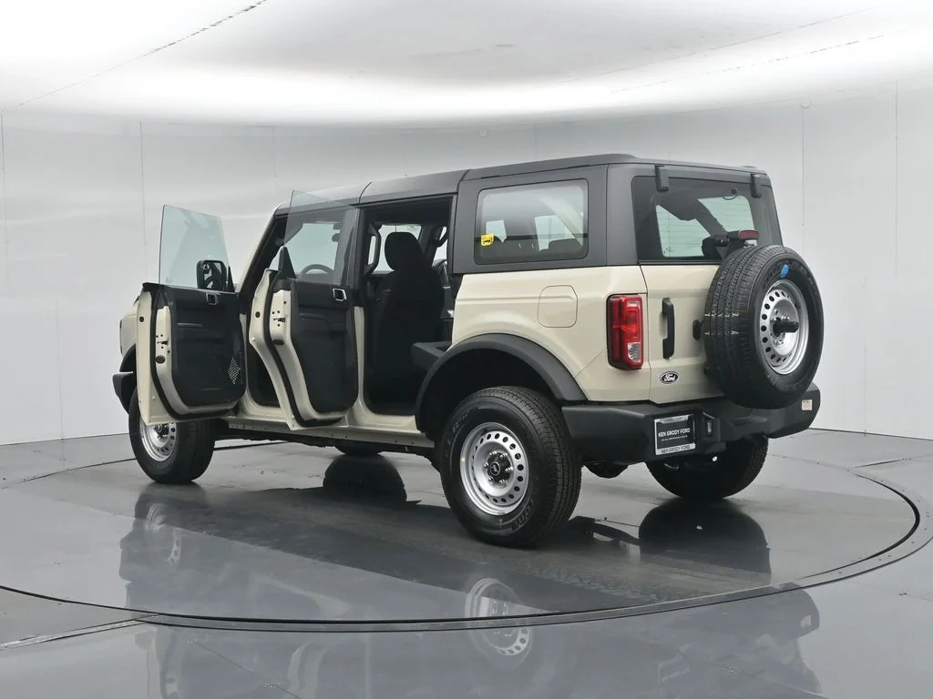 New 2026 Beige Ford Base image 32