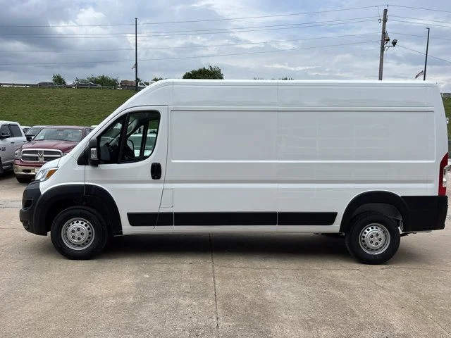 New 2026 Bright White Clear-Coat Exterior Paint RAM High Roof image 7