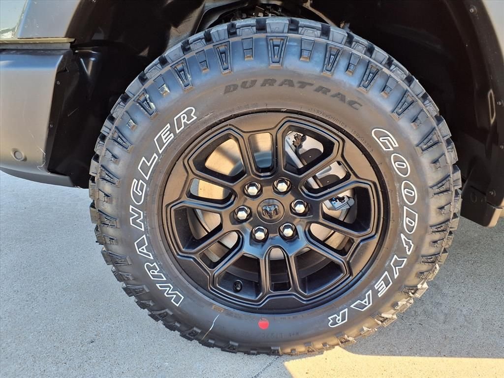 2026 RAM 1500 Rebel - Photo 9