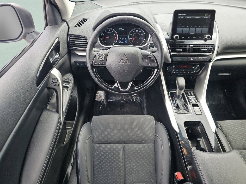 Used 2025 Alloy Silver Metallic Mitsubishi SE image 4
