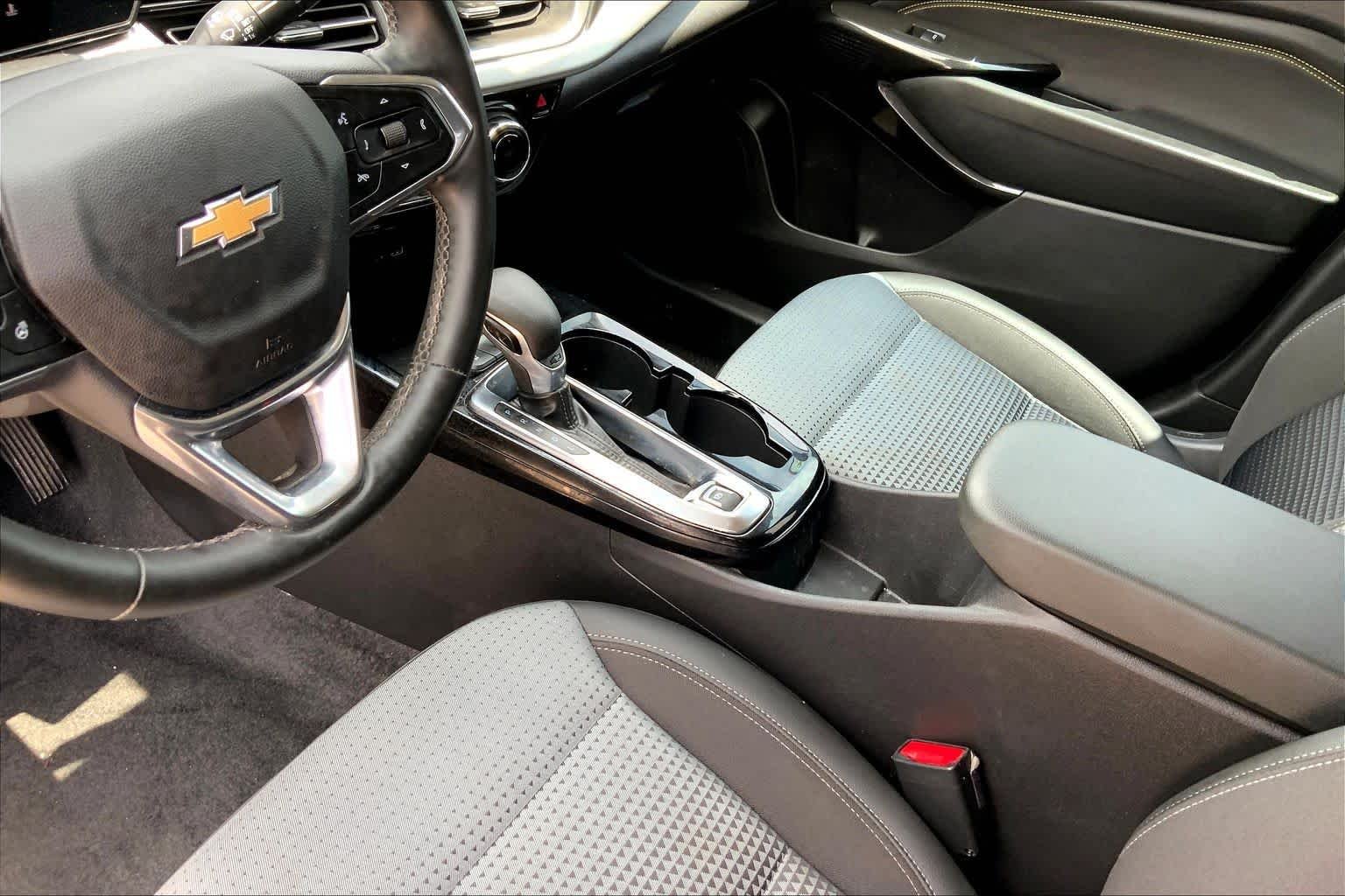Used 2024 Harvest Bronze Metallic Chevrolet LT image 17