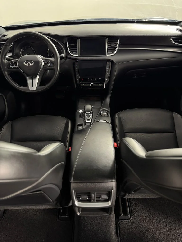 Used 2023 Slate Gray INFINITI LUXE image 19