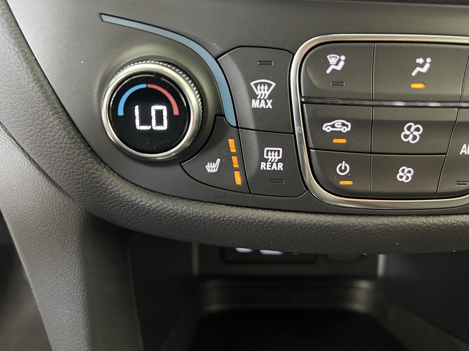 Used 2024  Chevrolet  image 15