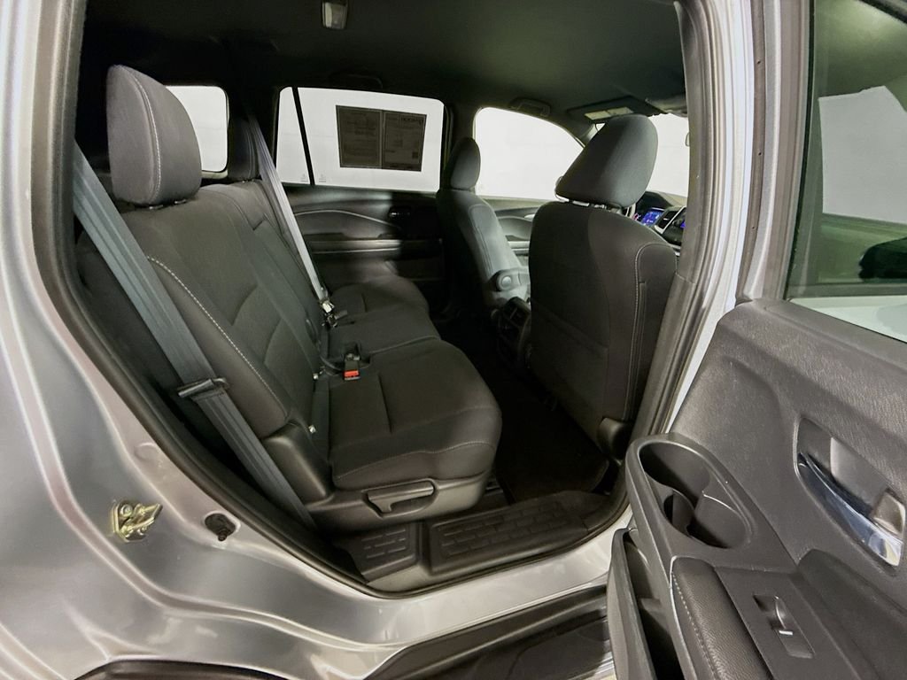 Used 2019 Lunar Silver Metallic Honda Sport image 24