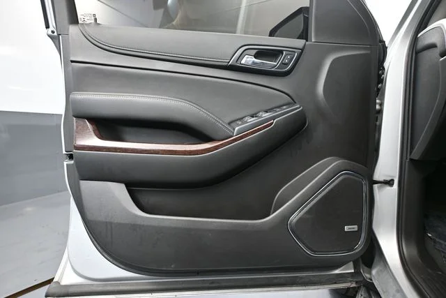 Used 2020 Silver GMC SLE image 14