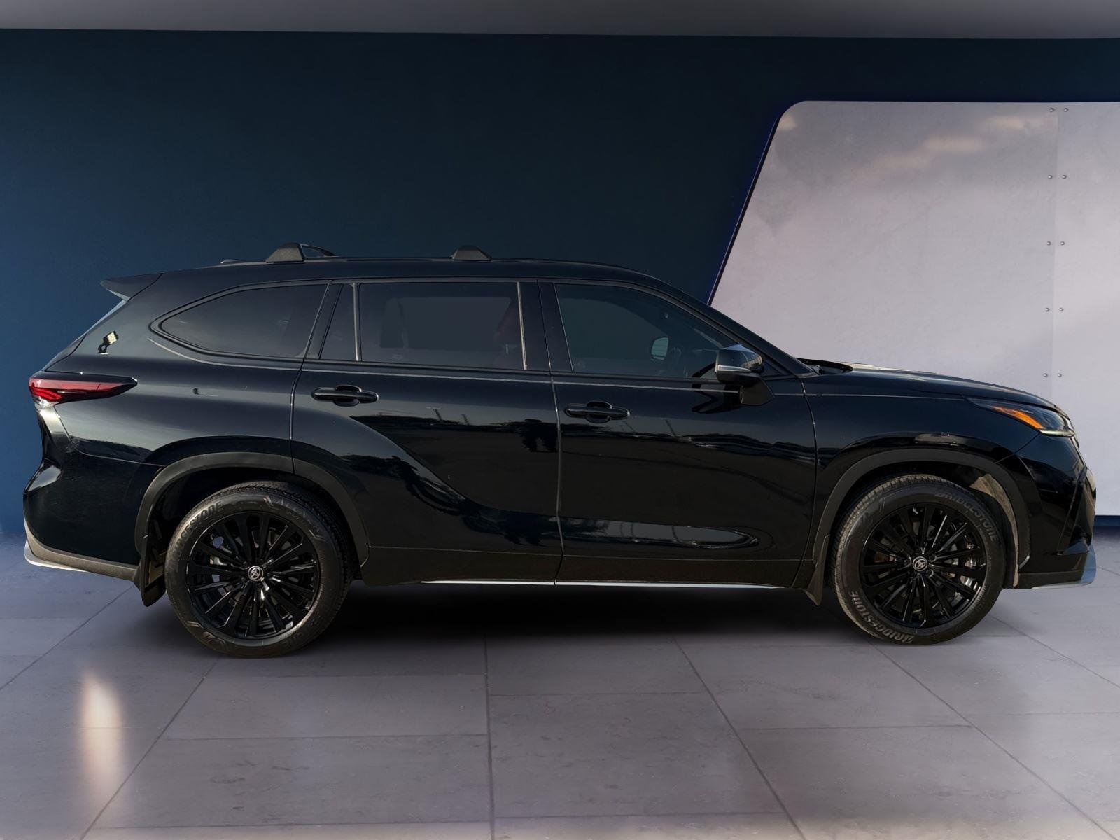 2024 Toyota Highlander XSE - Photo 6