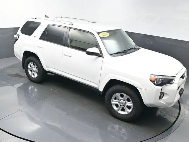 Used 2018 White Toyota SR5 image 42