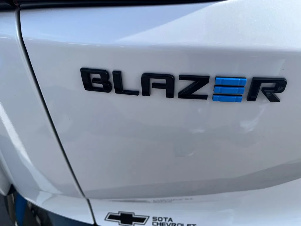 2025 Chevrolet Blazer EV RS - Photo 33