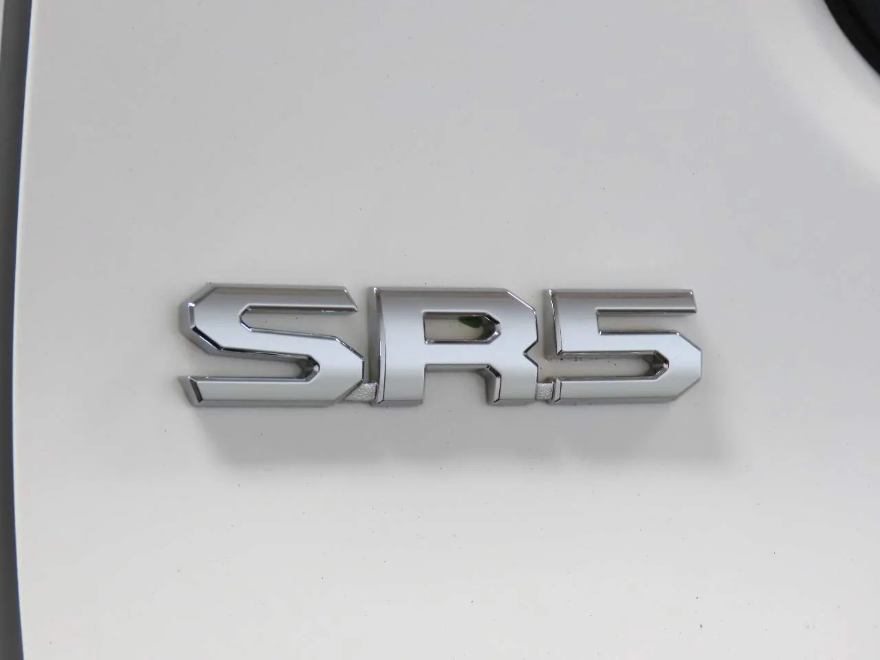 Used 2025 Ice Toyota SR5 Crew Cab image 7