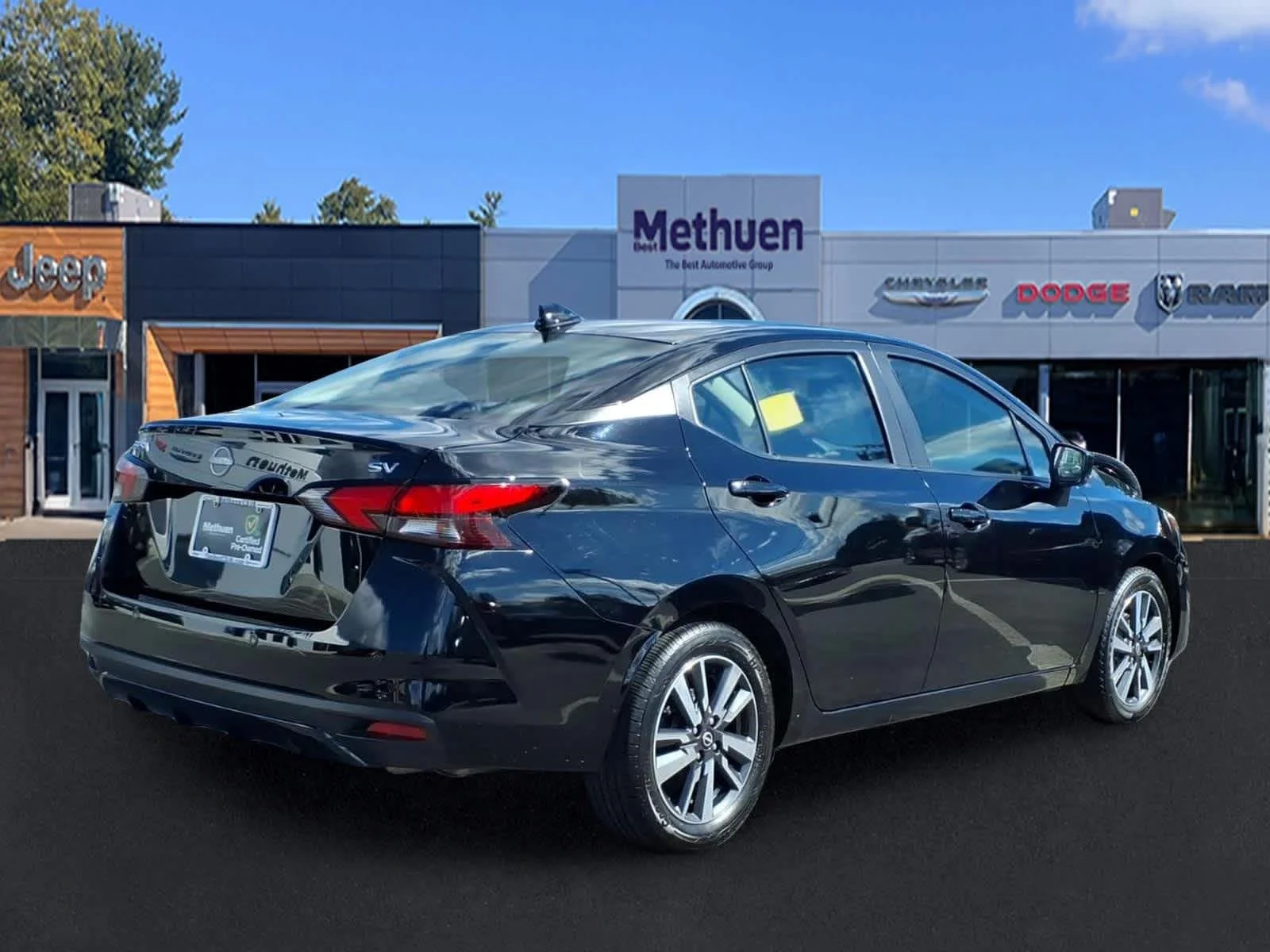 Used 2024 Super Black Nissan SV image 4