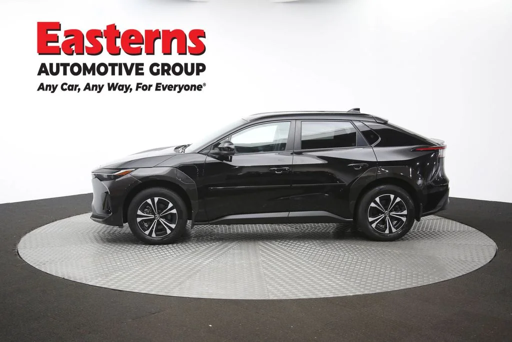Used 2023 Black Toyota XLE image 59