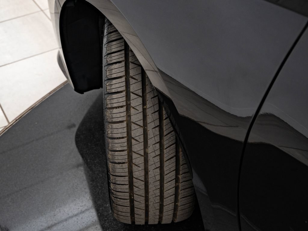 Used 2019 Super Black Nissan 2.5 SR image 44