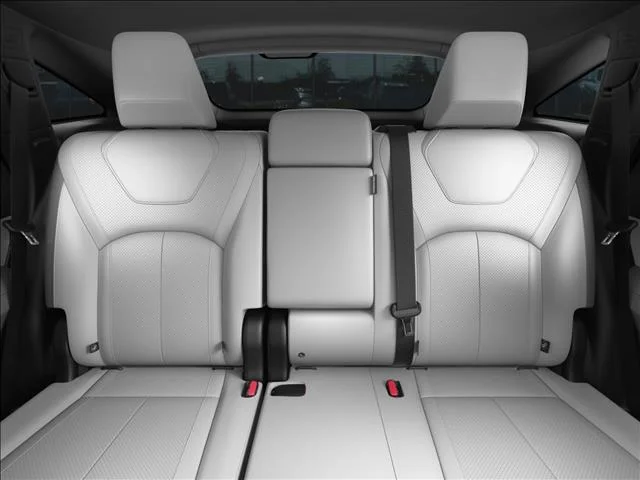 New 2027 2T RAD WHT INFINITI Sport AWD image 8