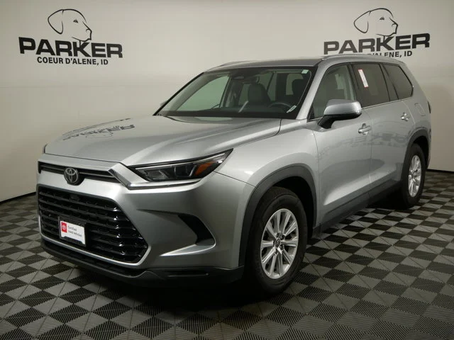 2025 Toyota Grand Highlander XLE AWD's photo