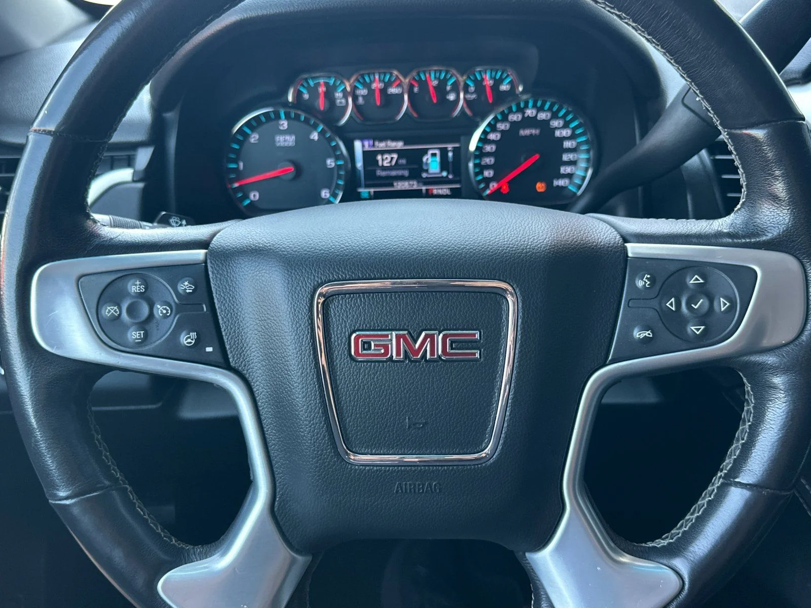 Used 2018 Summit White GMC SLT image 23