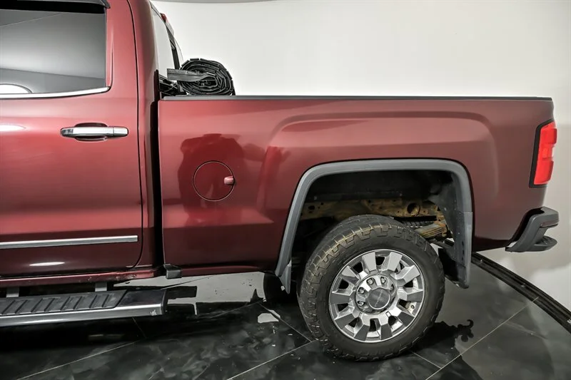 Used 2016 CRIMSON RED GMC Denali image 7