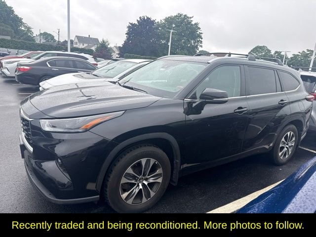 Used 2024 Black Toyota XLE image 1
