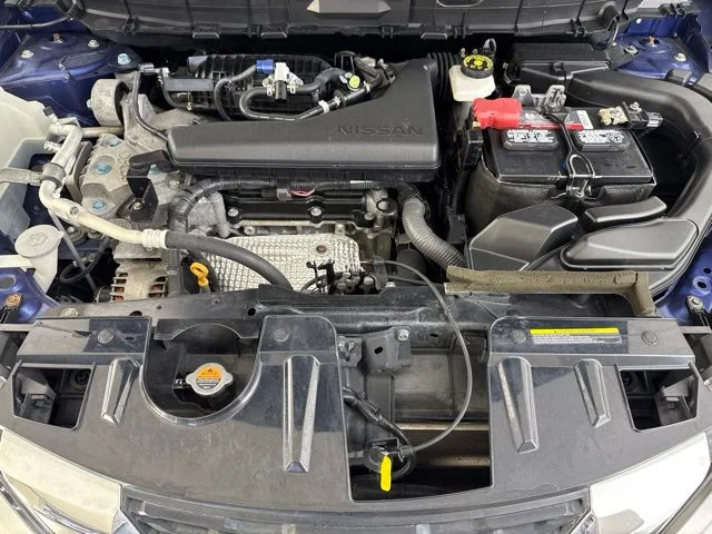 Used 2018 Blue Nissan SV image 17