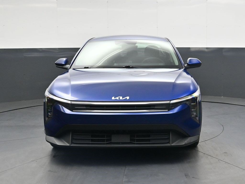 Used 2025 Deep Sea Blue Kia LXS image 9