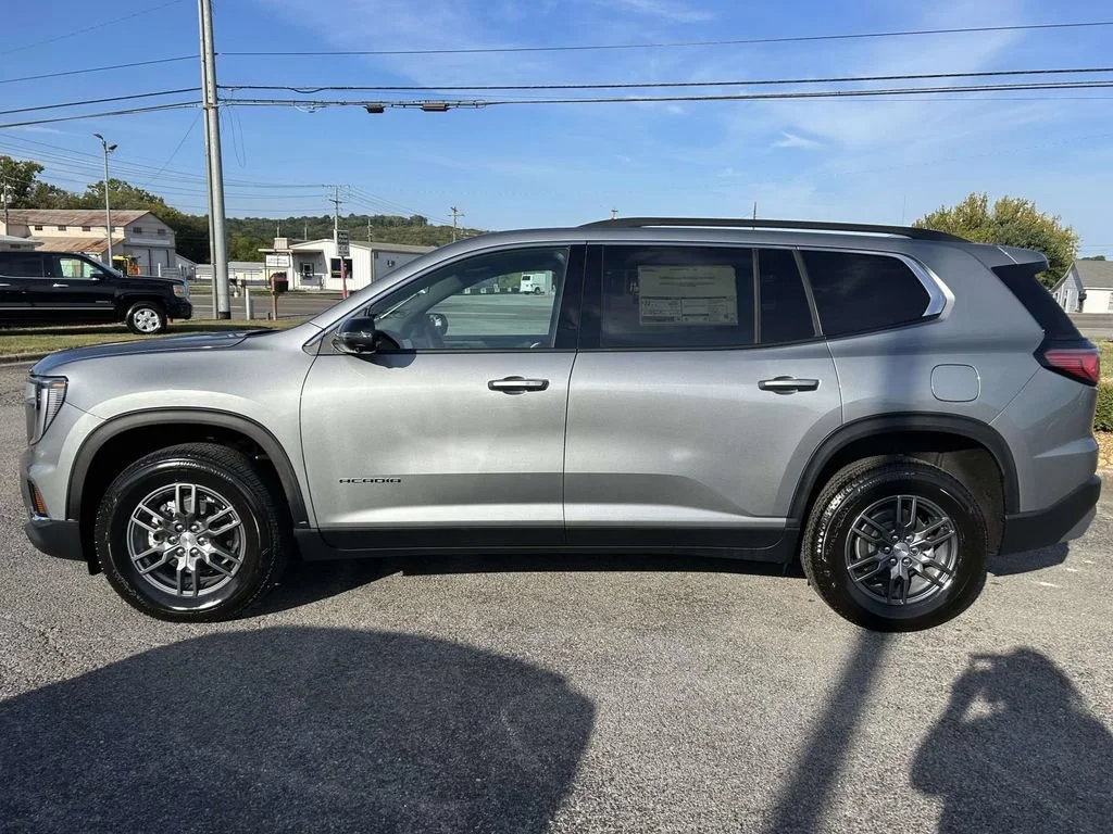 New 2027 Sterling Metallic GMC Elevation image 7