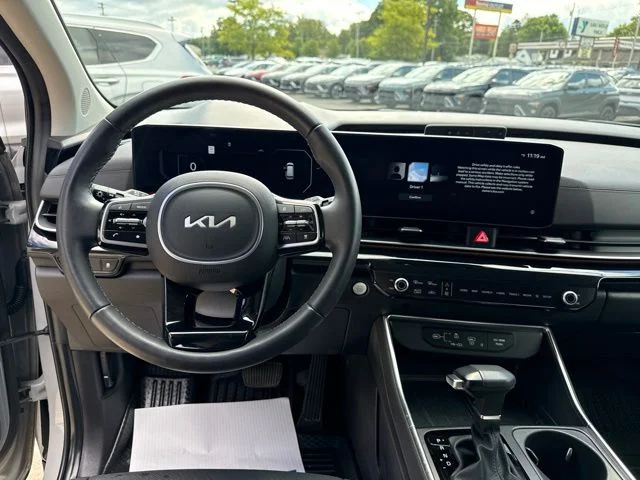 Certified Used 2026 White Kia SX Prestige image 7