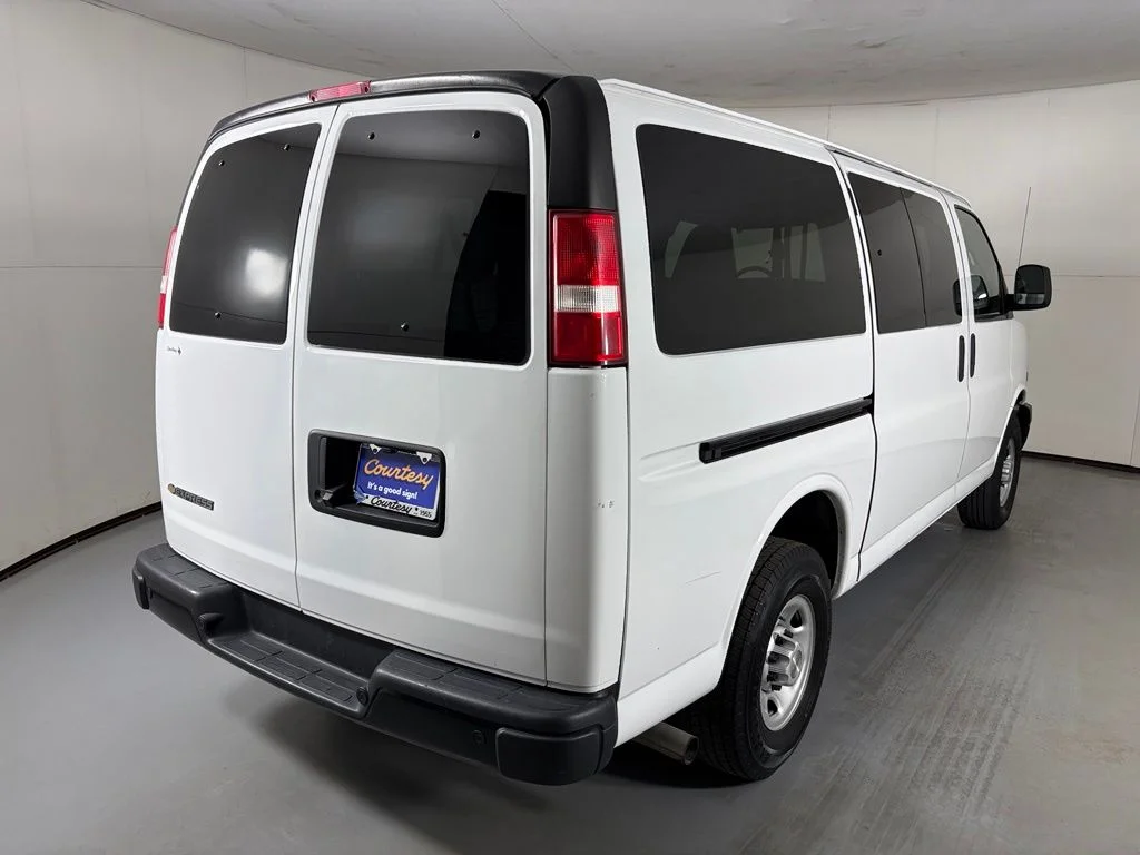Used 2023 White Chevrolet LS image 10