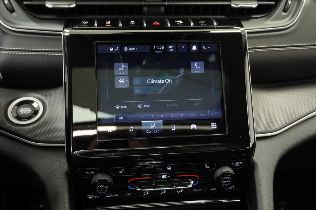 Certified Used 2023 White/off-white Jeep Laredo image 32