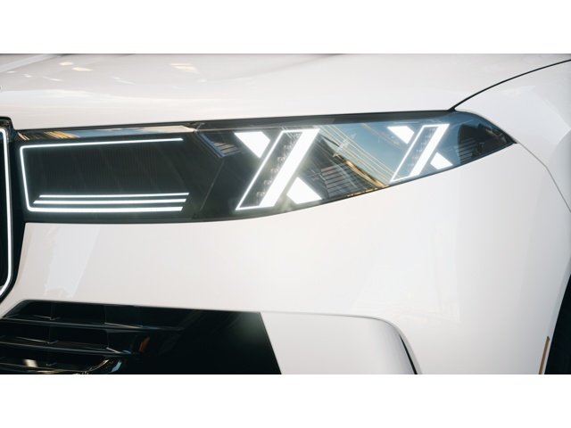 New 2027 White Metallic BMW  image 6