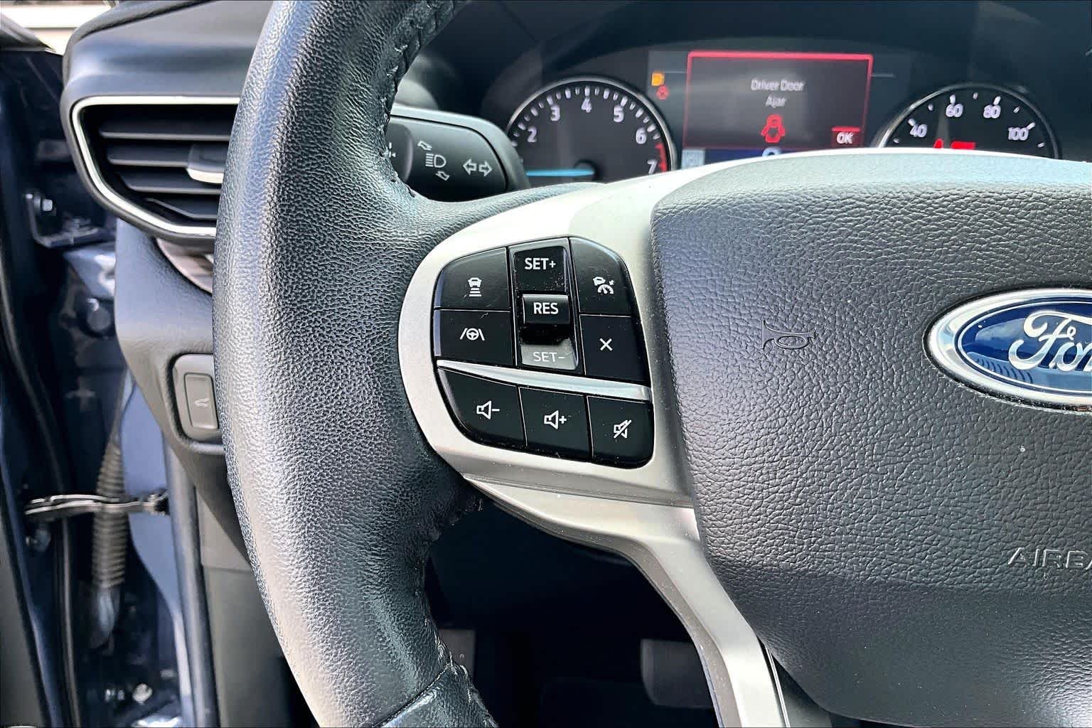 Used 2021 Infinite Blue Metallic Tinted Clearcoat Ford Limited image 22