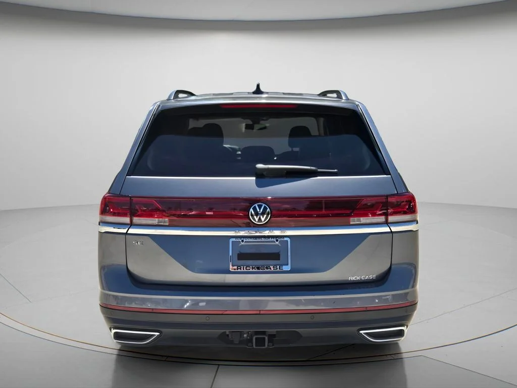 Certified Used 2024 Gray Volkswagen 2.0T SE w/Technology image 5