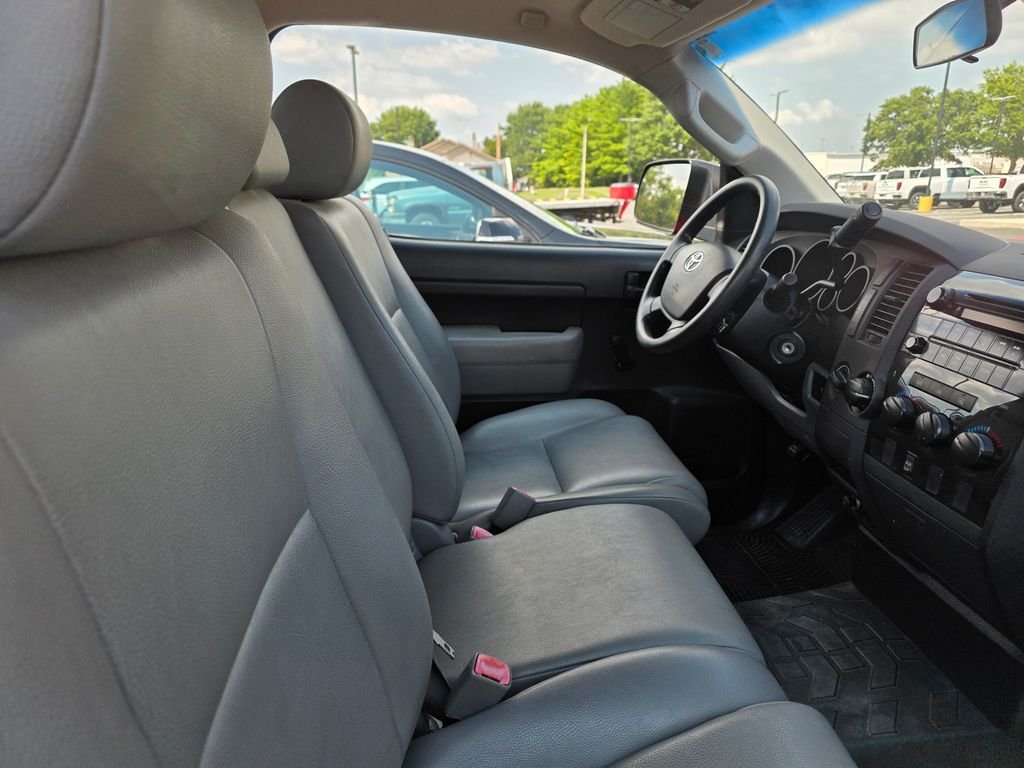 Used 2010 Red Toyota Grade image 5